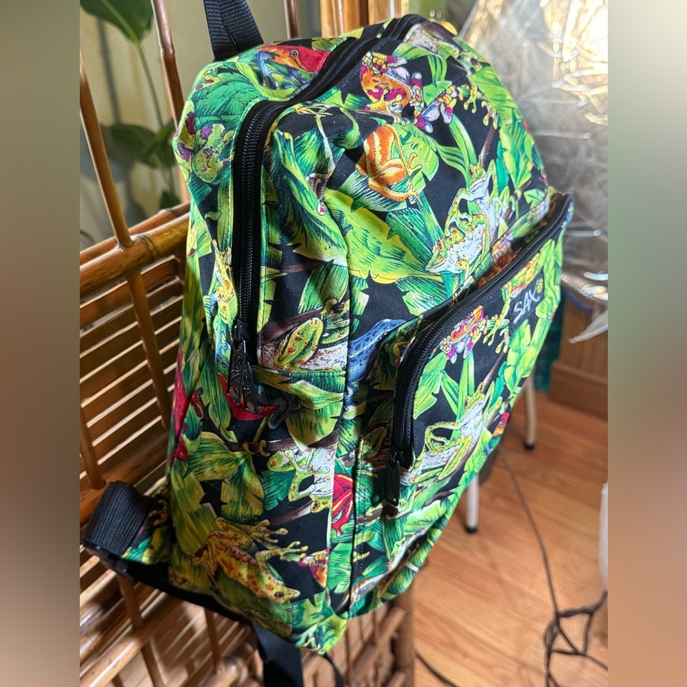 SAX brand backpack & purse with a tropical frog and leaf print - Picture 6 of 13